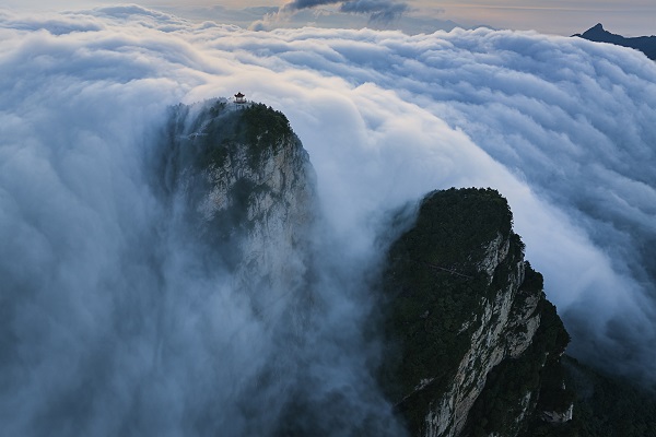 老界岭.jpg